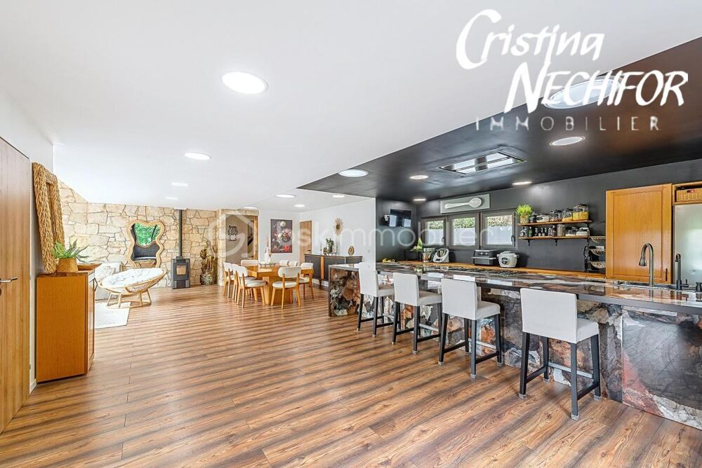 Propriété exceptionnelle  267 m² + dépendance 40 m²  calme absolu  aux portes de Chessy