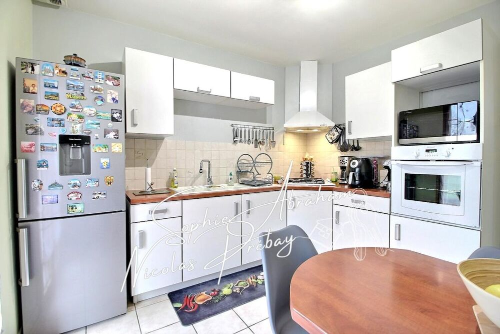 Vente Maison Maison de plain-pied, 4 chambres, garage et jardin Angerville