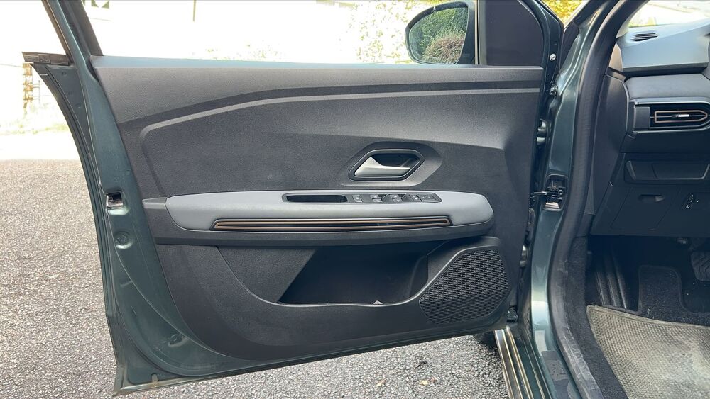 Jogger 1.6 Hybrid 140 BVA6 Extrem - Premi&egrave;re main Automatique 2023 occasion 25000 Besancon