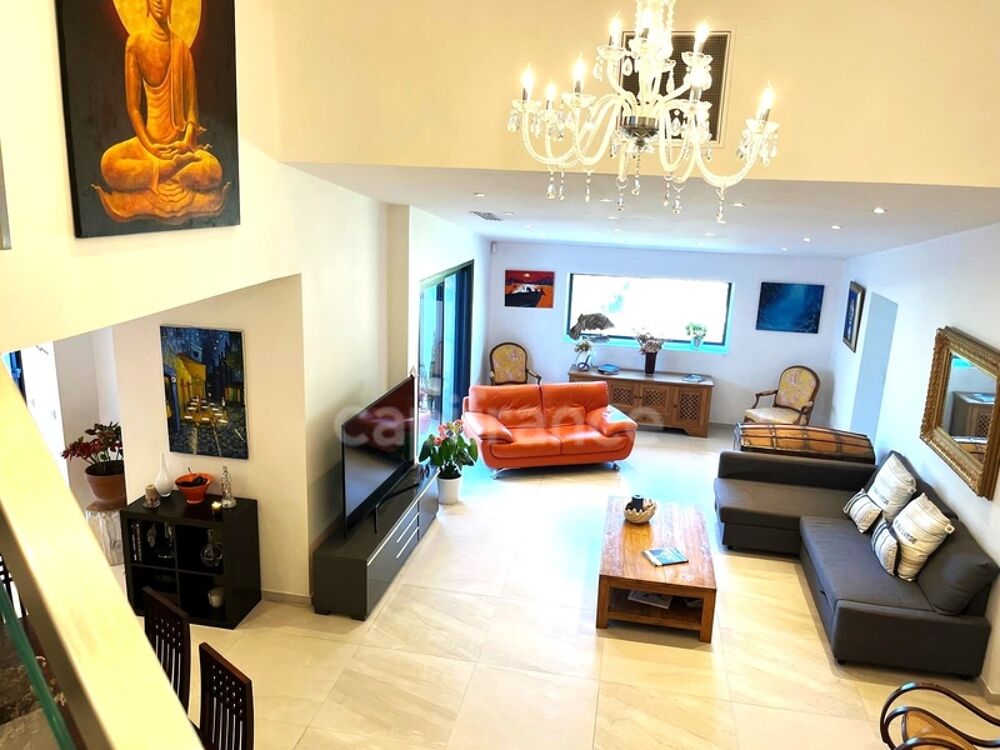 � vendre  Villa Aubagne (13400)