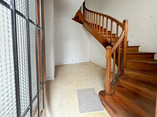  Immeuble à vendre 8 pièces 301 m²