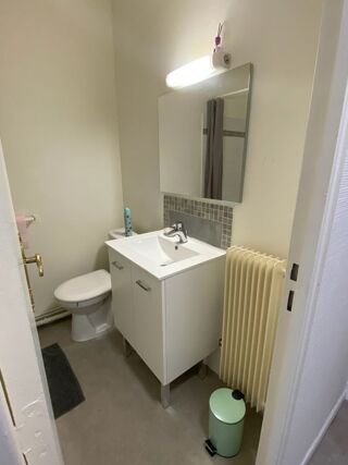  Appartement à louer 2 pièces 31 m²