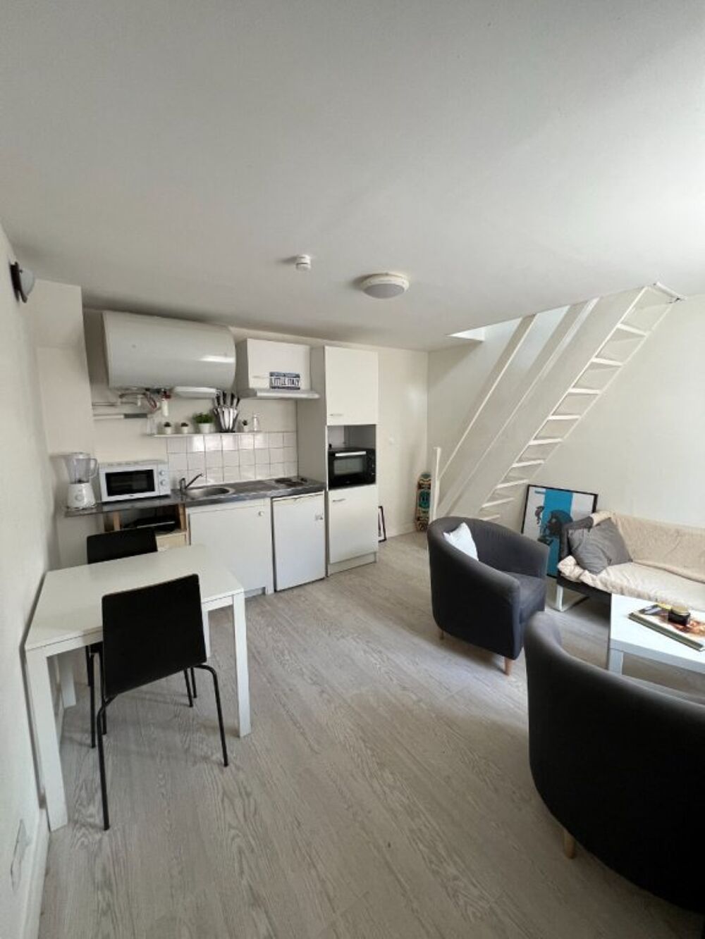 Location Appartement APPARTEMENT EN DUPLEX Lille