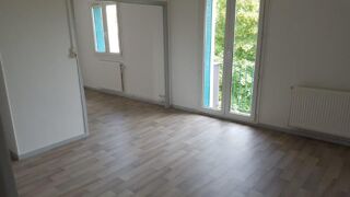  Appartement à louer 4 pièces 57 m²