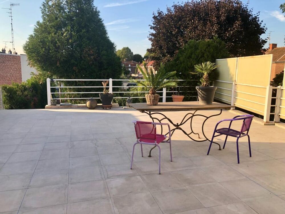 Loos hypercentre, maison de 300m², jardin, garage