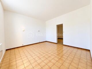  Appartement à louer 2 pièces 44 m²