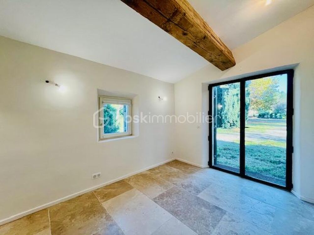 � vendre  Propri�t�/ch�teau M�nerbes (84560)