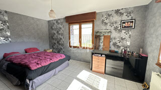  Maison  vendre 193 m