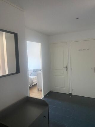  Appartement à louer 3 pièces 69 m²