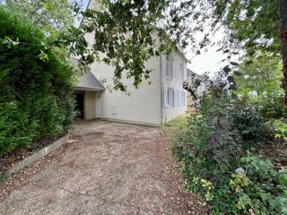  Maison  louer 8 pices 128 m