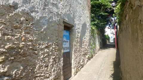 Dpt Deux S&egrave;vres (79), &agrave; vendre SAINT LOUP LAMAIRE B&acirc;timent &agrave; r&eacute;nover 4000 79600 Saint loup lamaire