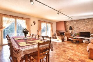  Villa  vendre 9 pices 174 m