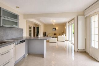  Maison à vendre 8 pièces 235 m²