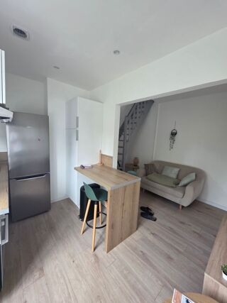 Appartement à louer 2 pièces 30 m²
