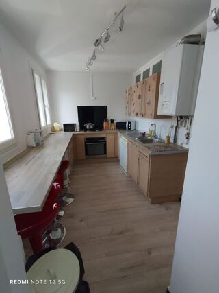  Appartement à louer 3 pièces 71 m²