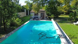 Vente Appartement Appartement  dans un château du 16ème siècle Le Pontet 5 pièce(s) 184 m2 piscine et parc Le pontet