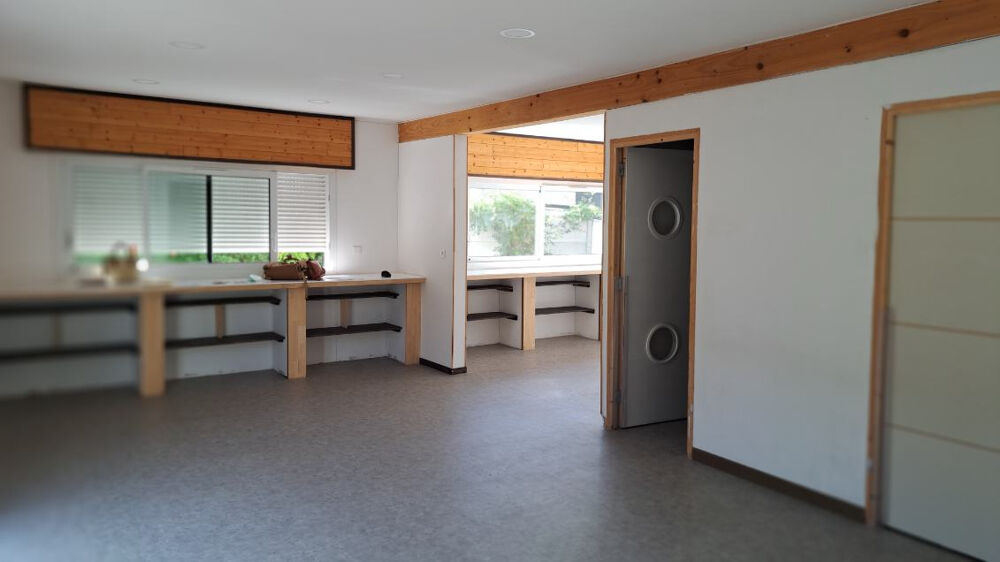   33180 LE HAILLAN , METROPOLE BORDEAUX  -  BUREAUX 227 m² avec PARKING Le haillan