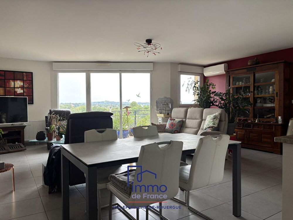 Appartement 100 m² avec terrasse, box et parking