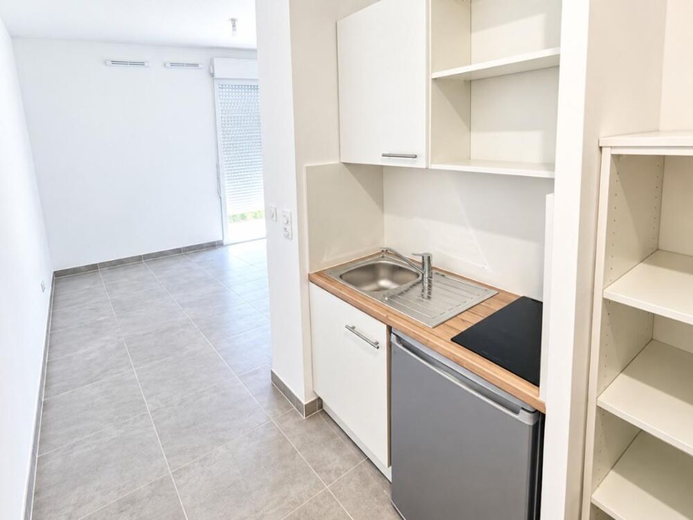 Location Appartement Studio avec parking à La Garde La garde