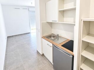 Location Appartement Studio avec parking à La Garde La garde