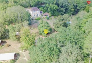  Maison à vendre 15 + pièces 238 m²