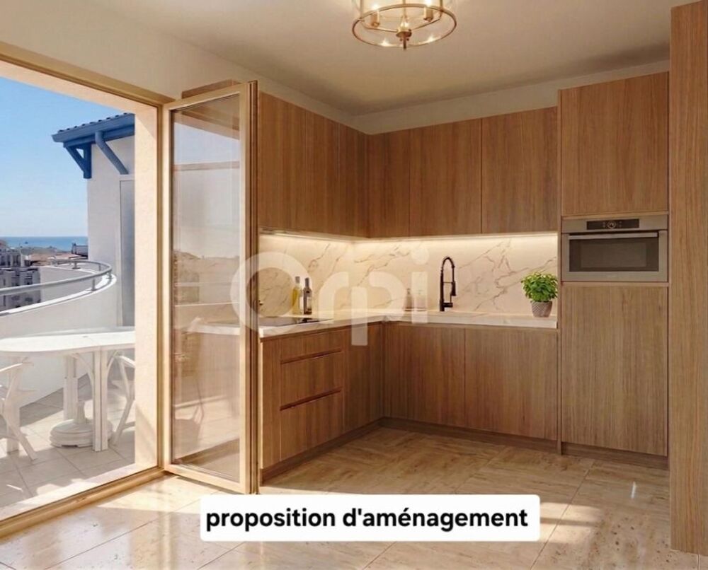 Vente Appartement Unique en Centre-Ville, tout à pied, 93 m² au dernier Étage, Vue Mer et Parking Antibes