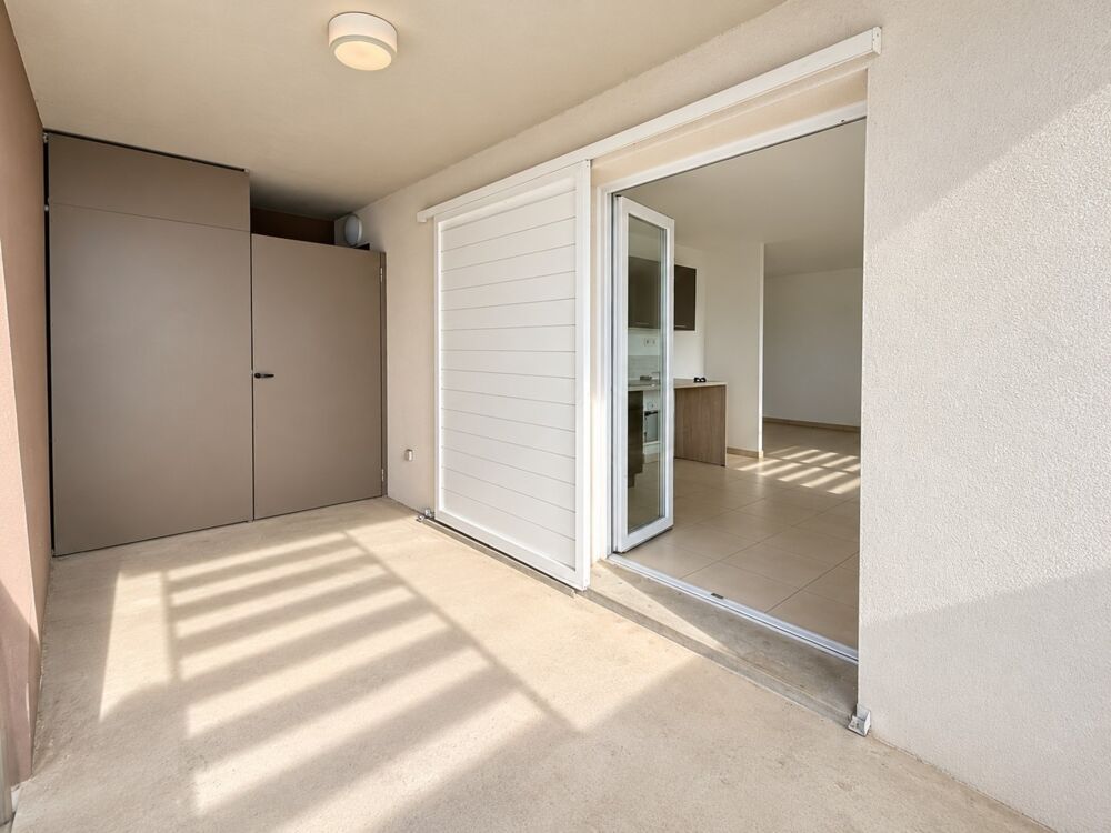Vente Appartement Béziers – Appartement T3 récent avec terrasse et parking privatif Beziers