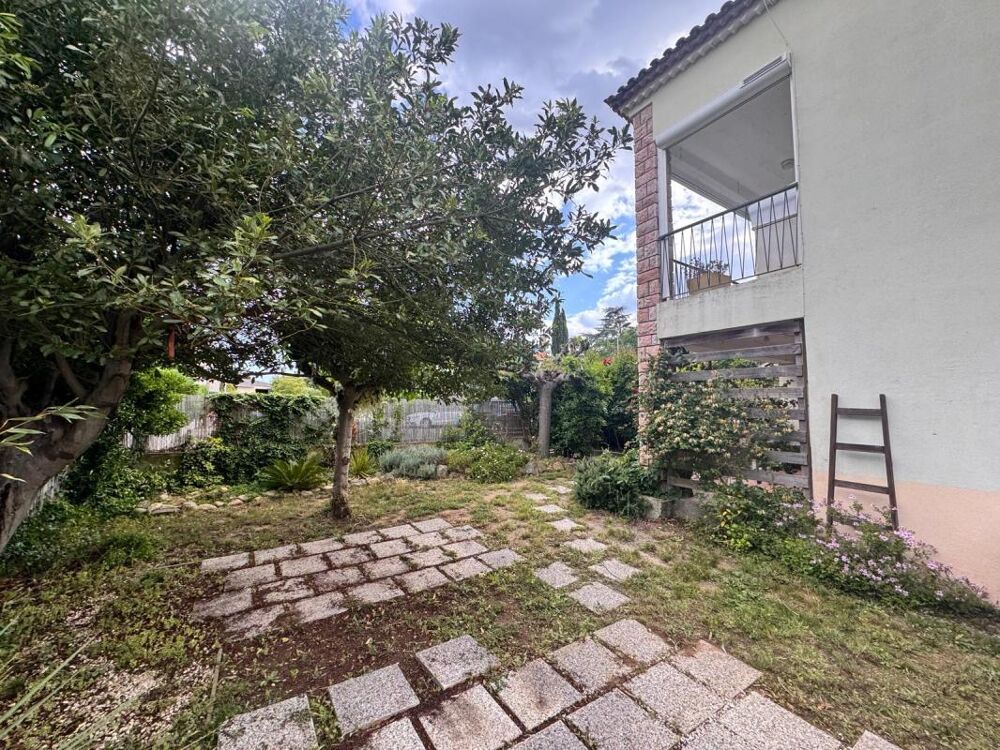 Vente Villa Villa 200m² composé de 2 appartements (T4 + T5) – Terrain 477 m² – Sauvian (34) Sauvian