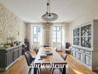Vente Appartement Superbe duplex dans une petite copropriété de caractère en vente à Saintes (17100) Saintes