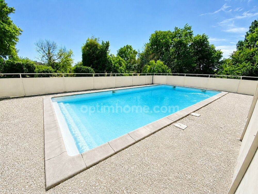 Maison de caractère 5 pièces avec piscine à DOUZAINS (47330)