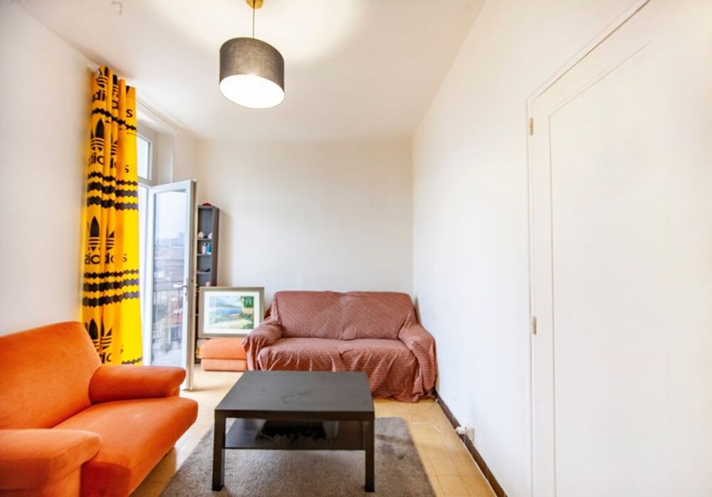 SOUS PROMESSE DE VENTE // À vendre Appartement T2 de 30 m² à MARSEILLE 3EME ARRONDISSEMENT