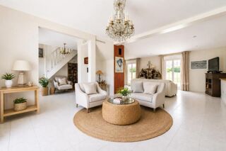  Maison à vendre 7 pièces 211 m²