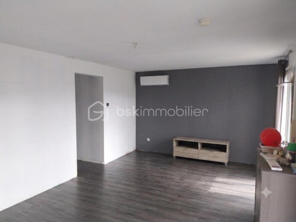 Maison de 82 m2 avec 3 chambres - Terrain de 660 m2