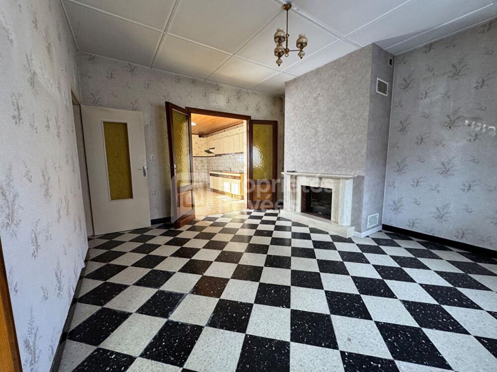 Maison 3 chambres avec cour, dépendances et jardin à Camblain-Châtelain