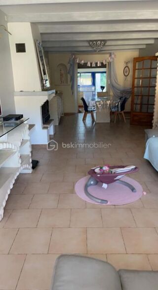  Maison � vendre 6 pi�ces 200 m�