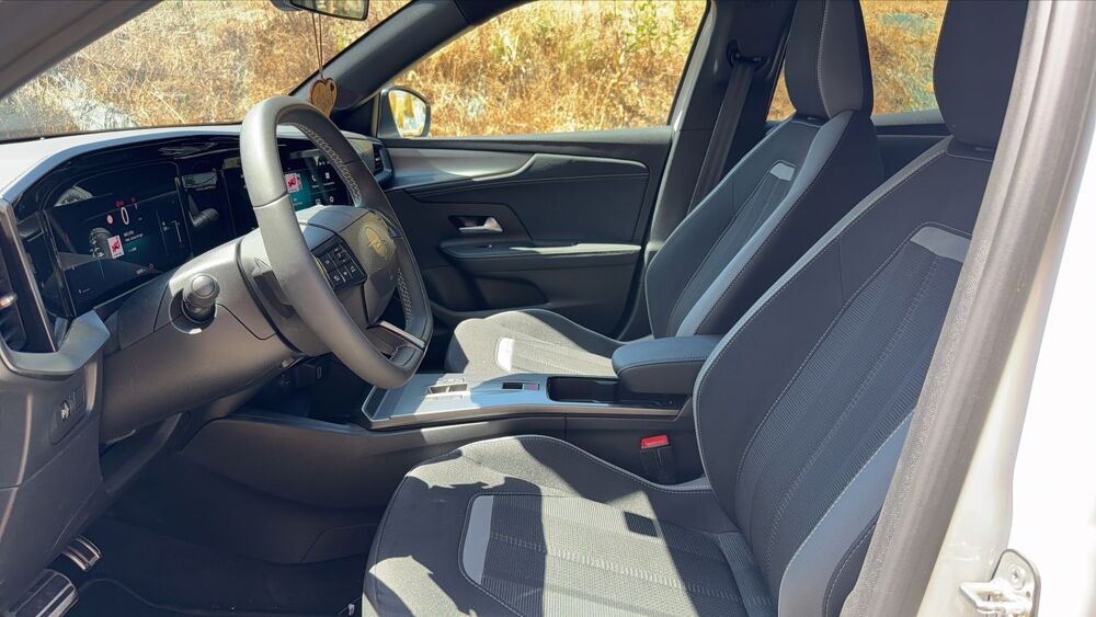 Mokka 1.2 Turbo 130 GS - Premi&egrave;re main Automatique 2025 occasion 69690 Bessenay