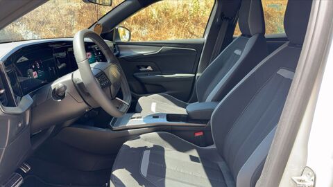 Mokka 1.2 Turbo 130 GS - Premi&egrave;re main Automatique 2025 occasion 69690 Bessenay