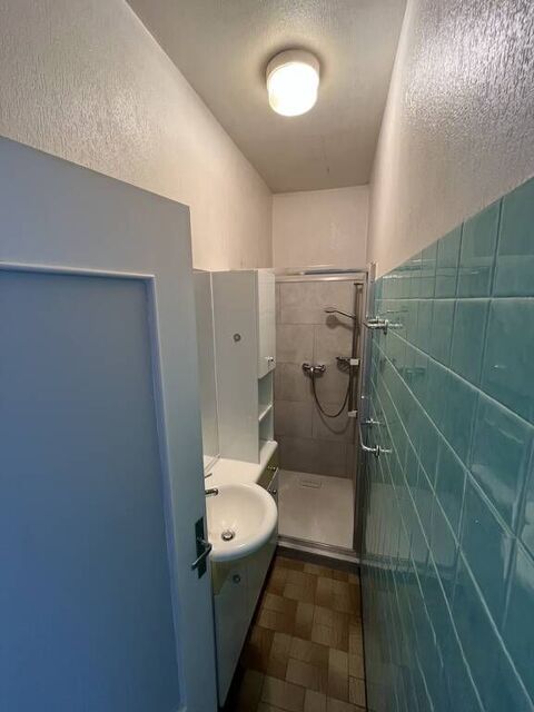  Appartement � louer 1 pi�ce 85 m�