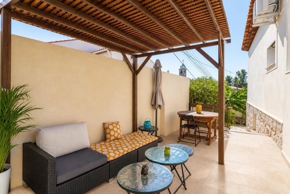 Vente Maison Maison de 6 pièces de 160 m² située à Antibes Antibes