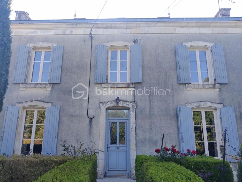 Maison de caractère aux portes de Saint Maixent L'Ecole