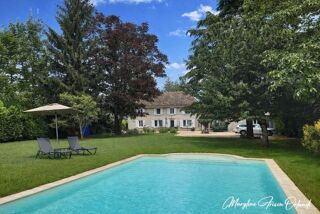  Propri�t�/ch�teau � vendre 10 pi�ces 235 m�