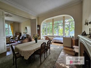  Maison � vendre 15 + pi�ces 451 m�