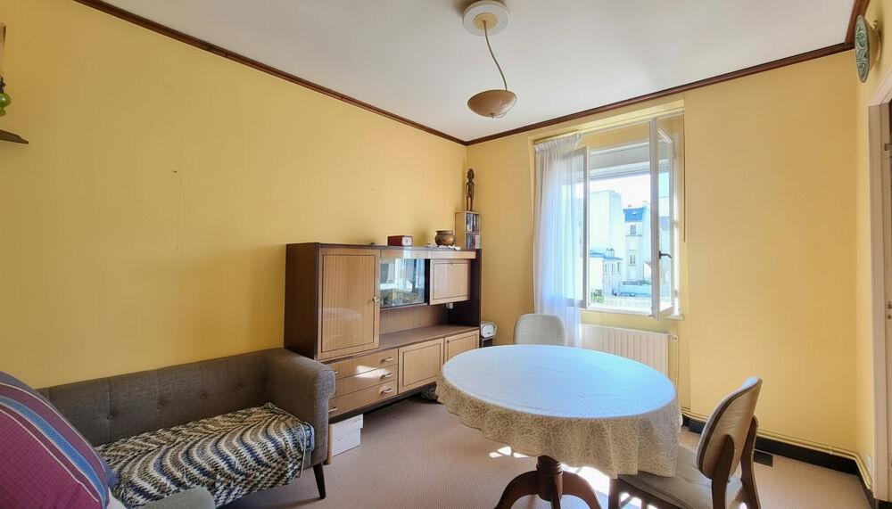 Vente Appartement 4 pièces rue Popincourt PARIS 11e  47m² Traversant ? lumineux? fort potentiel Paris 11