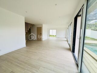  Maison � vendre 4 pi�ces 120 m�