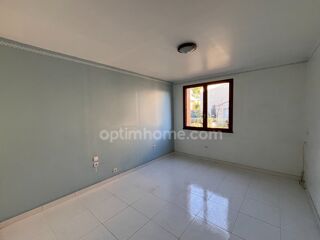  Maison  vendre 9 pices 190 m