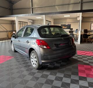 207 1.4e 75ch Trendy 2009 occasion 85190 Venansault