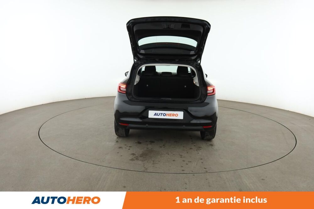 Clio 1.6 E-Tech Business 140 ch 2021 occasion 92130 Issy-les-Moulineaux