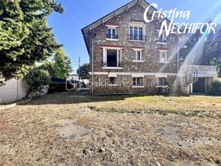  Maison à vendre 9 pièces 238 m²