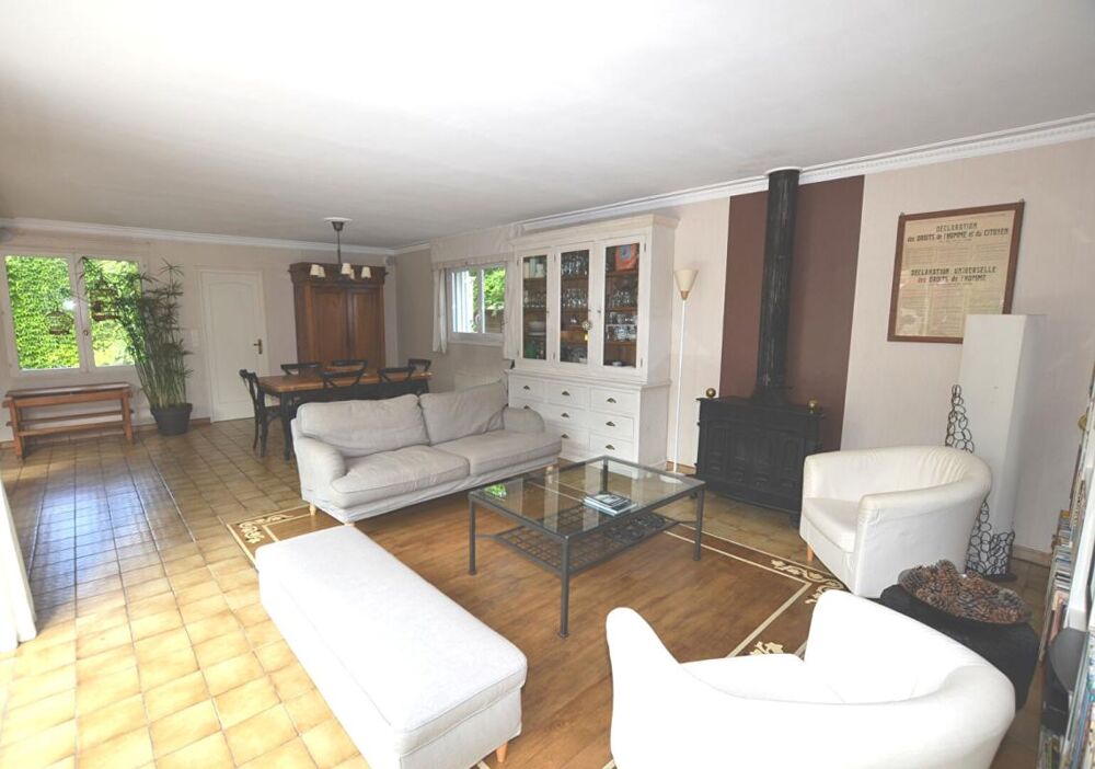 Vente Maison 91700 - Plain-pied de 9 pièces - 230 m² Sainte genevieve des bois