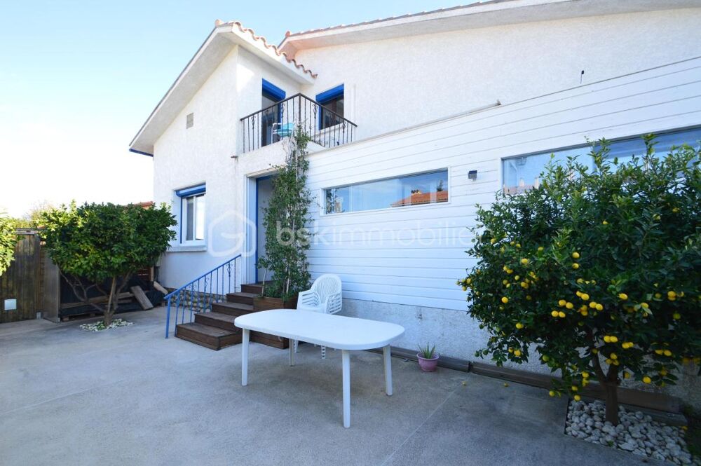 Vente Villa Villa T7 avec piscine, appartement à l'étage et un studio Bompas